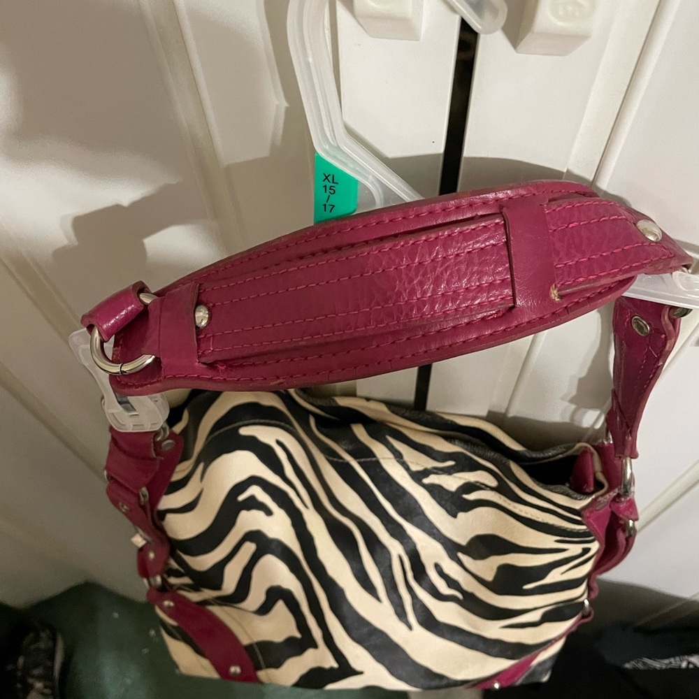 Purse - Picture 7 of 8